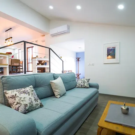 Apartman Motovun Bellevue - Amazing View, Comfortable Livade